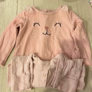 Fall/Winter Carter’s 18 mo 1 pc